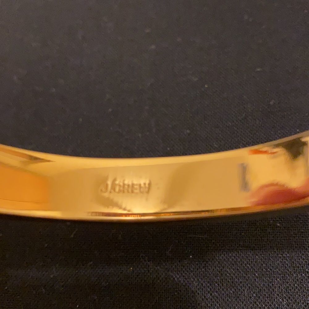 𝅺J. Crew gold bracelet. - Picture 7 of 9
